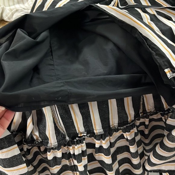 Who What Wear True Wrap Skirt striped Black/White/yellow Size 4 - Picture 12 of 15